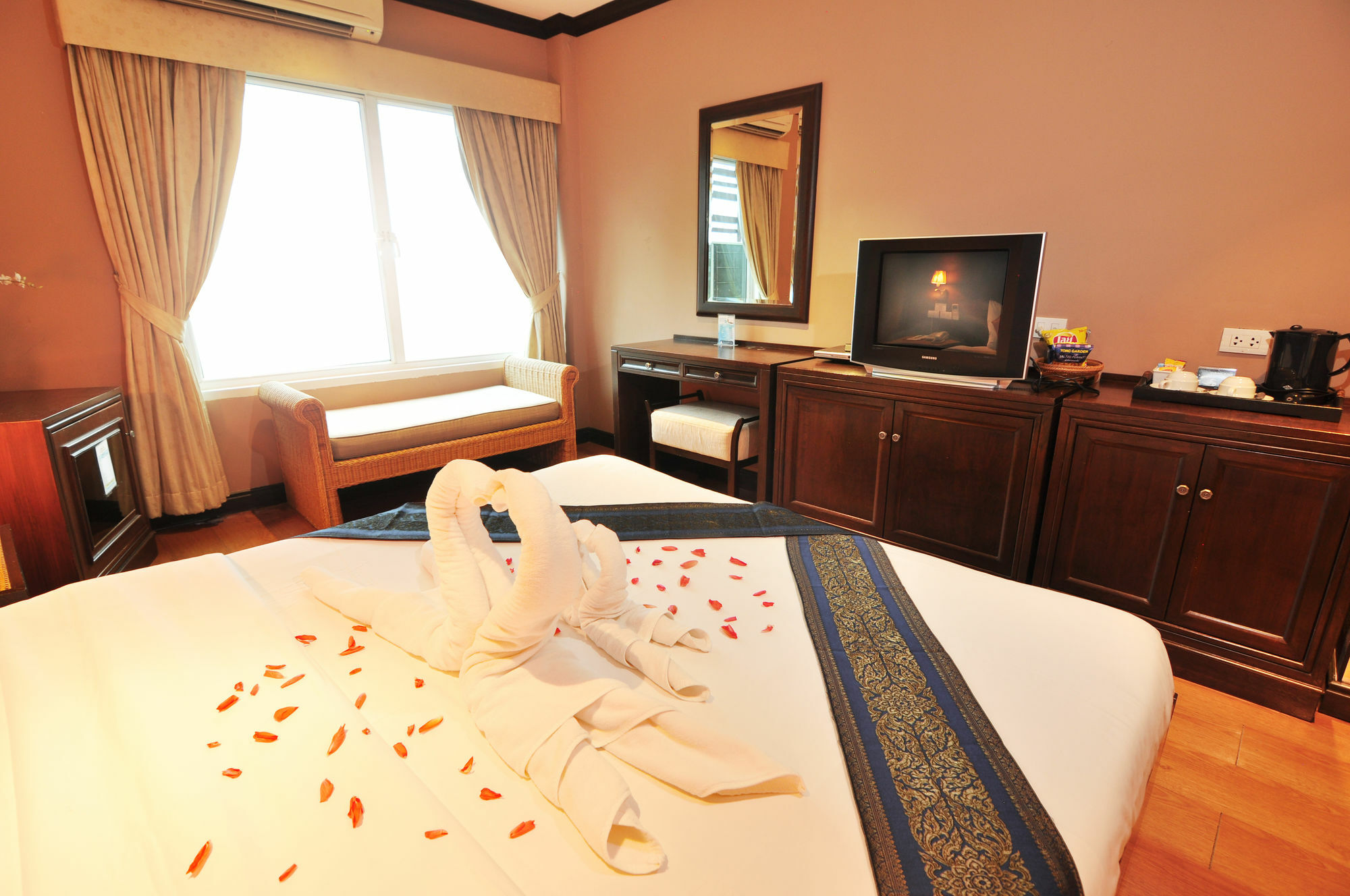 Baan Sukhumvit Soi 18 Hotel Bangkok Buitenkant foto